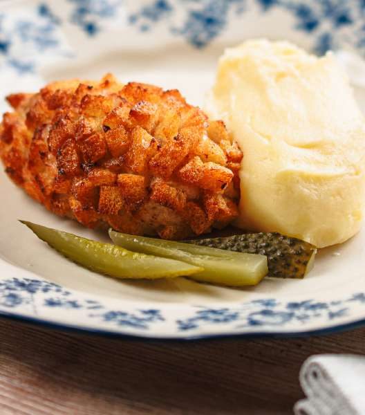 Котлета Пожарская с карт.пюре и трюф.соусом